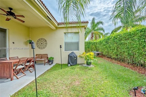 Villa ou maison à vendre à Weston, Floride: 3 chambres, 149.48 m2 № 2009986 - photo 23