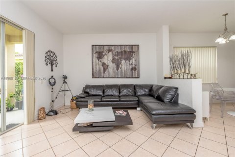 Villa ou maison à vendre à Weston, Floride: 3 chambres, 149.48 m2 № 2009986 - photo 9