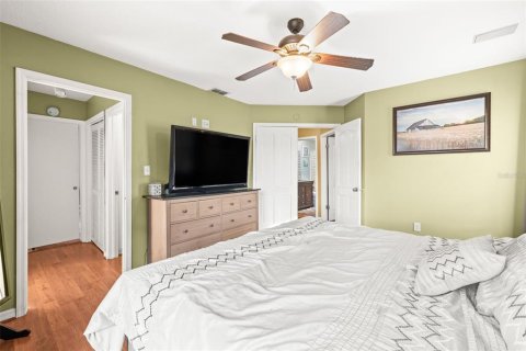 House in New Port Richey, Florida 3 bedrooms, 155.89 sq.m. № 1687038 - photo 21