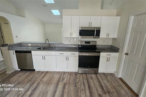 Casa en alquiler en Palm Coast, Florida, 3 dormitorios, 155.98 m2 № 1773253 - foto 4