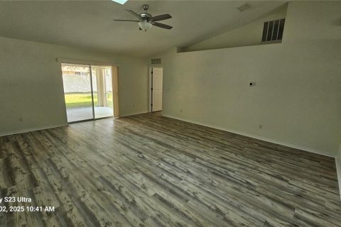 Casa en alquiler en Palm Coast, Florida, 3 dormitorios, 155.98 m2 № 1773253 - foto 8