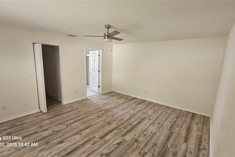 Casa en alquiler en Palm Coast, Florida, 3 dormitorios, 155.98 m2 № 1773253 - foto 10