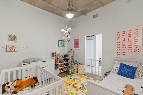 Condo in Miami, Florida, 1 bedroom  № 1807796 - photo 22