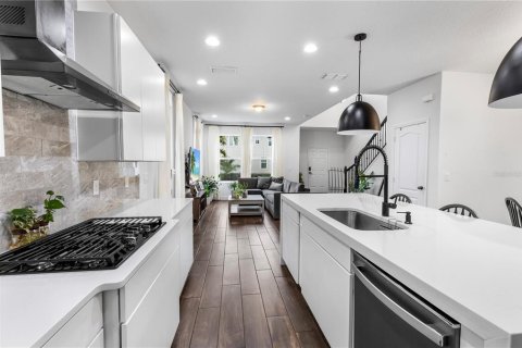 House in Winter Garden, Florida 3 bedrooms, 164.81 sq.m. № 1557999 - photo 11