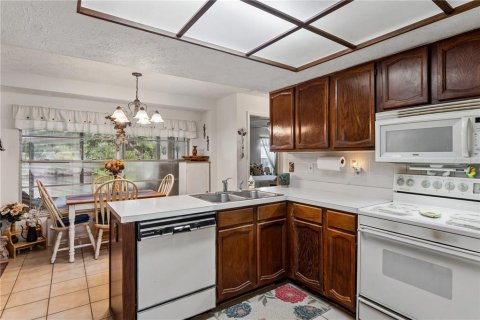 Casa en venta en Tampa, Florida, 3 dormitorios, 155.89 m2 № 2383600 - foto 14
