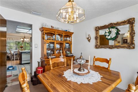 Casa en venta en Tampa, Florida, 3 dormitorios, 155.89 m2 № 2383600 - foto 22