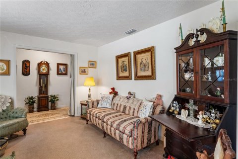 Casa en venta en Tampa, Florida, 3 dormitorios, 155.89 m2 № 2383600 - foto 13