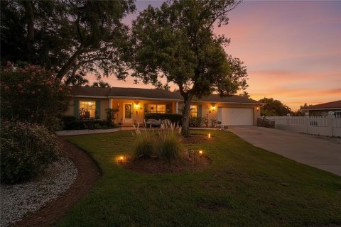 Casa en venta en Tampa, Florida, 3 dormitorios, 155.89 m2 № 2383600 - foto 3