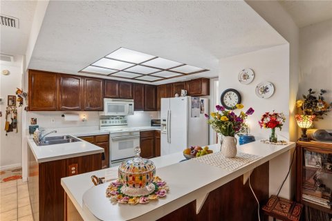 Casa en venta en Tampa, Florida, 3 dormitorios, 155.89 m2 № 2383600 - foto 17