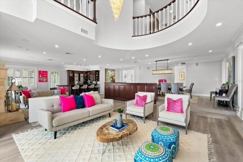 House in Belleair, Florida 5 bedrooms, 599.5 sq.m. № 1750525 - photo 13