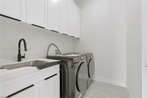 Villa ou maison à vendre à Cape Coral, Floride: 4 chambres № 2029087 - photo 26