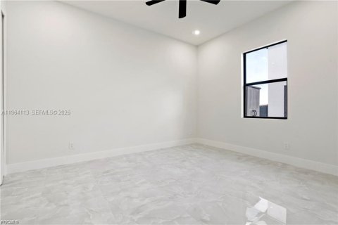 Villa ou maison à vendre à Cape Coral, Floride: 4 chambres № 2029087 - photo 20