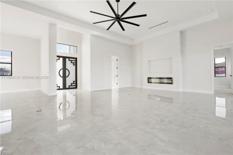 Villa ou maison à vendre à Cape Coral, Floride: 4 chambres № 2029087 - photo 6
