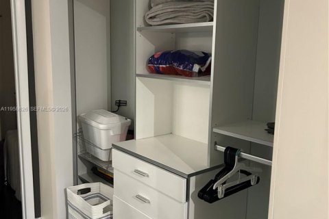 Снять в аренду кондоминиум в Майами, Флорида 2 спальни, 114.73м2, № 2023205 - фото 17