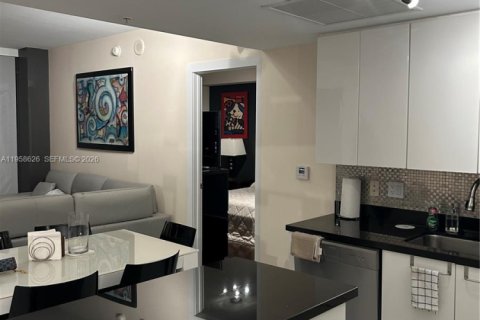 Снять в аренду кондоминиум в Майами, Флорида 2 спальни, 114.73м2, № 2023205 - фото 23