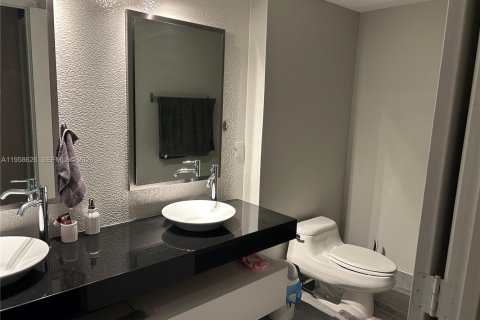 Снять в аренду кондоминиум в Майами, Флорида 2 спальни, 114.73м2, № 2023205 - фото 19