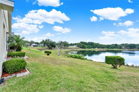 House in Lake Wales, Florida 2 bedrooms, 152.08 sq.m. № 1530701 - photo 30