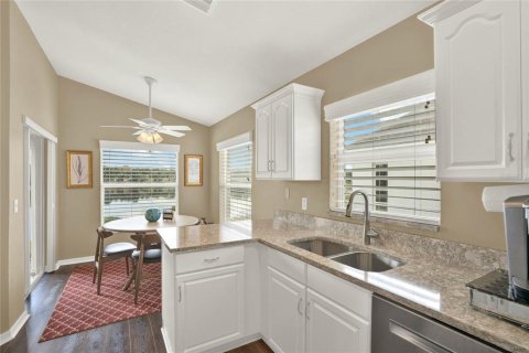 House in Lake Wales, Florida 2 bedrooms, 152.08 sq.m. № 1530701 - photo 13