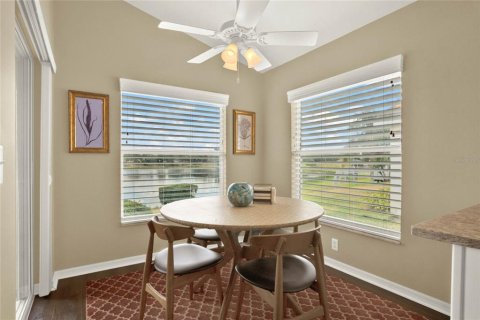 House in Lake Wales, Florida 2 bedrooms, 152.08 sq.m. № 1530701 - photo 14