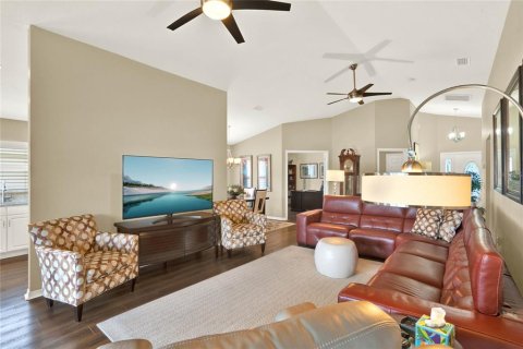 House in Lake Wales, Florida 2 bedrooms, 152.08 sq.m. № 1530701 - photo 7