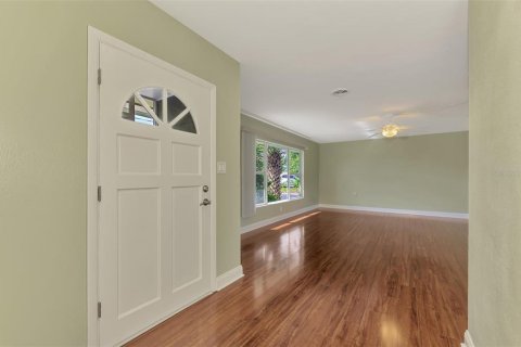 House in Englewood, Florida 5 bedrooms, 203.83 sq.m. № 1386651 - photo 7