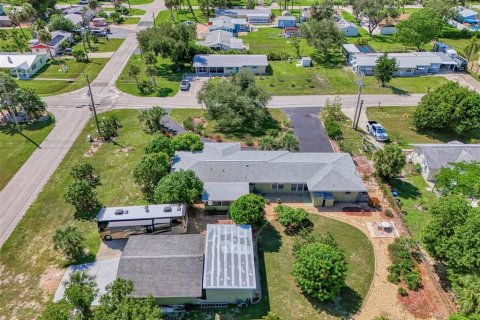 House in Englewood, Florida 5 bedrooms, 203.83 sq.m. № 1386651 - photo 2