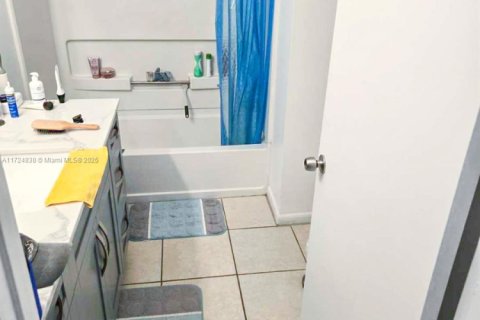 Купить кондоминиум в Бойнтон-Бич, Флорида 2 спальни, 82.13м2, № 1985355 - фото 16