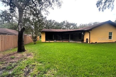 House in Palm Harbor, Florida 3 bedrooms, 175.31 sq.m. № 1909978 - photo 29
