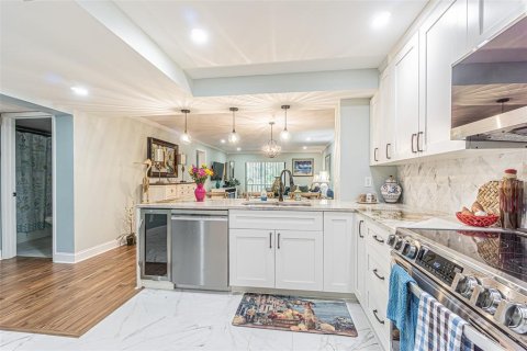 Condominio en venta en Palm Harbor, Florida, 2 dormitorios, 113.71 m2 № 2202703 - foto 5