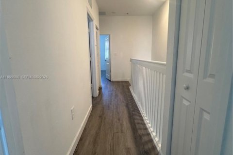 Townhouse in Homestead, Florida 3 bedrooms, 129.41 sq.m. № 2060788 - photo 29