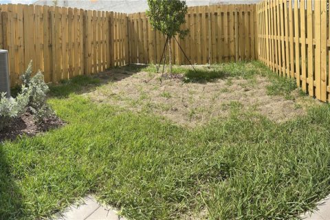 Townhouse in Homestead, Florida 3 bedrooms, 129.41 sq.m. № 2060788 - photo 24