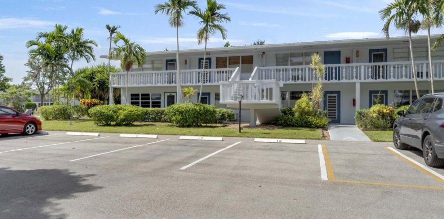 Condo in Deerfield Beach, Florida, 1 bedroom № 2260181