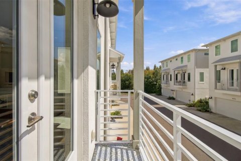 Townhouse in Tampa, Florida 3 bedrooms, 197.97 sq.m. № 2429605 - photo 27