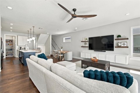 Townhouse in Tampa, Florida 3 bedrooms, 197.97 sq.m. № 2429605 - photo 24