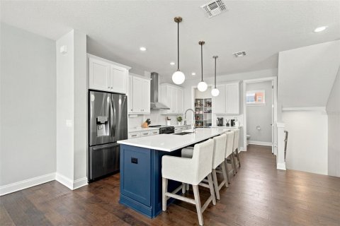 Townhouse in Tampa, Florida 3 bedrooms, 197.97 sq.m. № 2429605 - photo 14