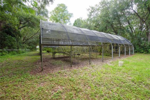 Купить виллу или дом в Хомстед, Флорида 9 комнат, 320.42м2, № 1896629 - фото 28