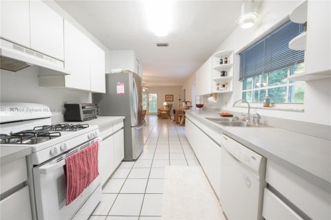 Купить виллу или дом в Хомстед, Флорида 9 комнат, 320.42м2, № 1896629 - фото 7