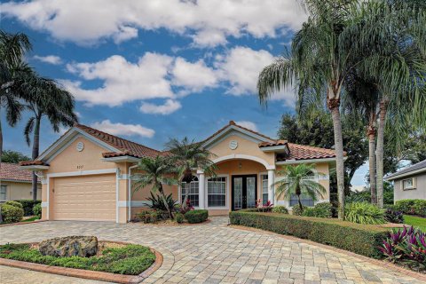 House in Venice, Florida 4 bedrooms, 169.45 sq.m. № 2152219 - photo 4