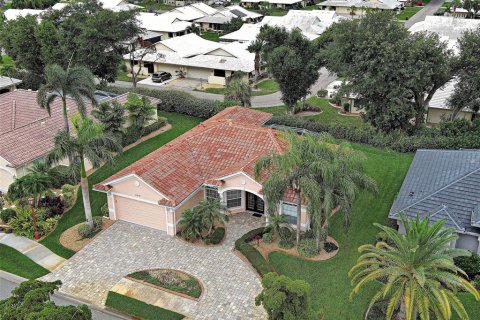 House in Venice, Florida 4 bedrooms, 169.45 sq.m. № 2152219 - photo 9
