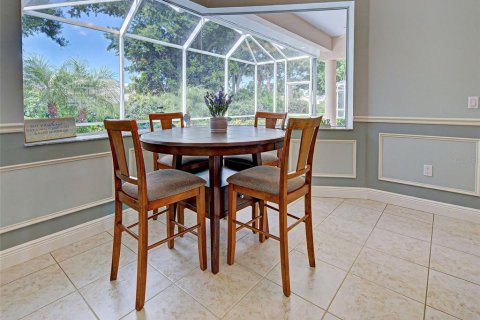 House in Venice, Florida 4 bedrooms, 169.45 sq.m. № 2152219 - photo 19
