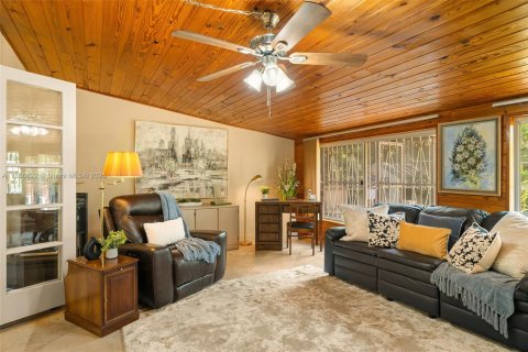 Villa ou maison à vendre à Miami, Floride: 3 chambres, 172.98 m2 № 1896701 - photo 30