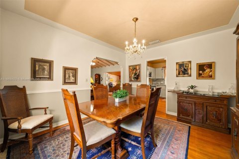 Villa ou maison à vendre à Miami, Floride: 3 chambres, 172.98 m2 № 1896701 - photo 24