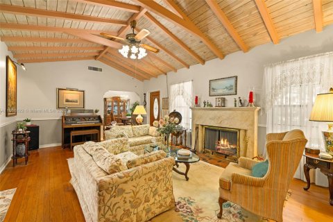 Villa ou maison à vendre à Miami, Floride: 3 chambres, 172.98 m2 № 1896701 - photo 21