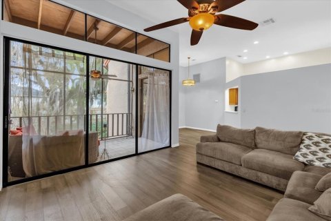 Condo in Orlando, Florida, 3 bedrooms  № 2101352 - photo 5
