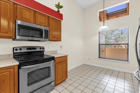 Condo in Orlando, Florida, 3 bedrooms  № 2101352 - photo 10
