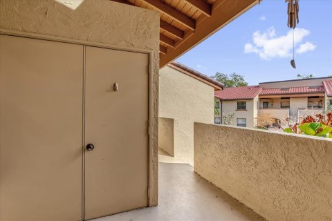 Condo in Orlando, Florida, 3 bedrooms  № 2101352 - photo 24