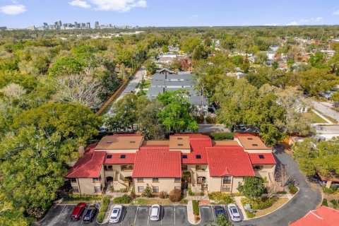 Condo in Orlando, Florida, 3 bedrooms  № 2101352 - photo 25