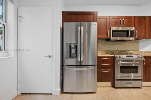 Copropriété à louer à Aventura, Floride: 1 chambre, 85.38 m2 № 1982856 - photo 10