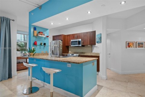 Copropriété à louer à Aventura, Floride: 1 chambre, 85.38 m2 № 1982856 - photo 6