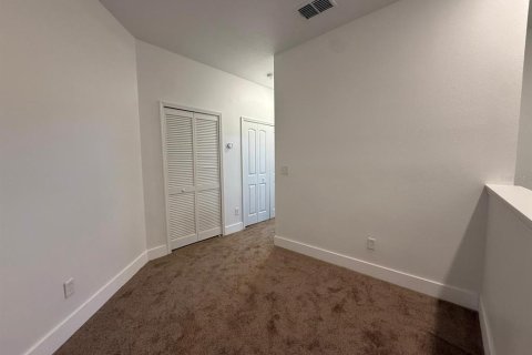 Adosado en alquiler en Orlando, Florida, 2 dormitorios, 121.14 m2 № 1911571 - foto 8